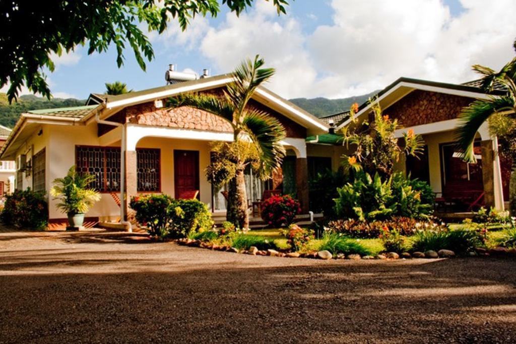 Villa De Roses Beau Vallon (Mahe) Exterior foto