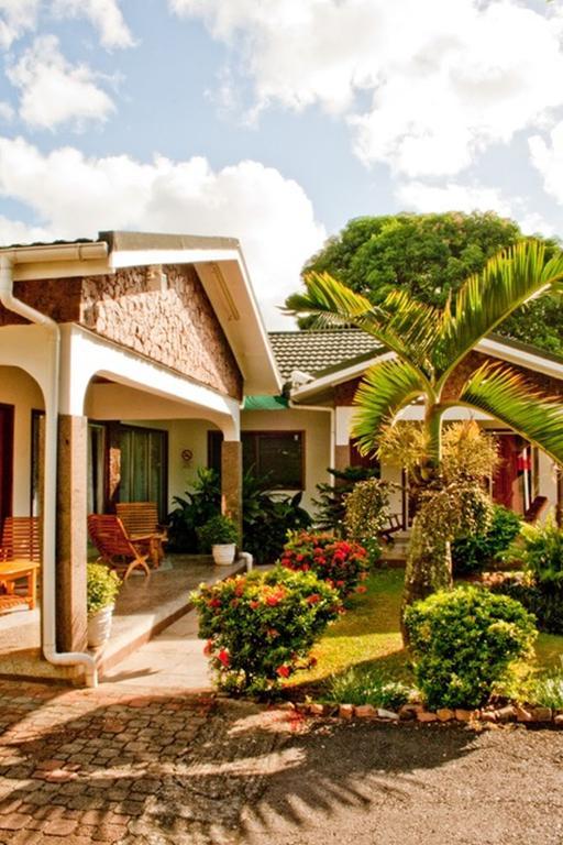 Villa De Roses Beau Vallon (Mahe) Exterior foto