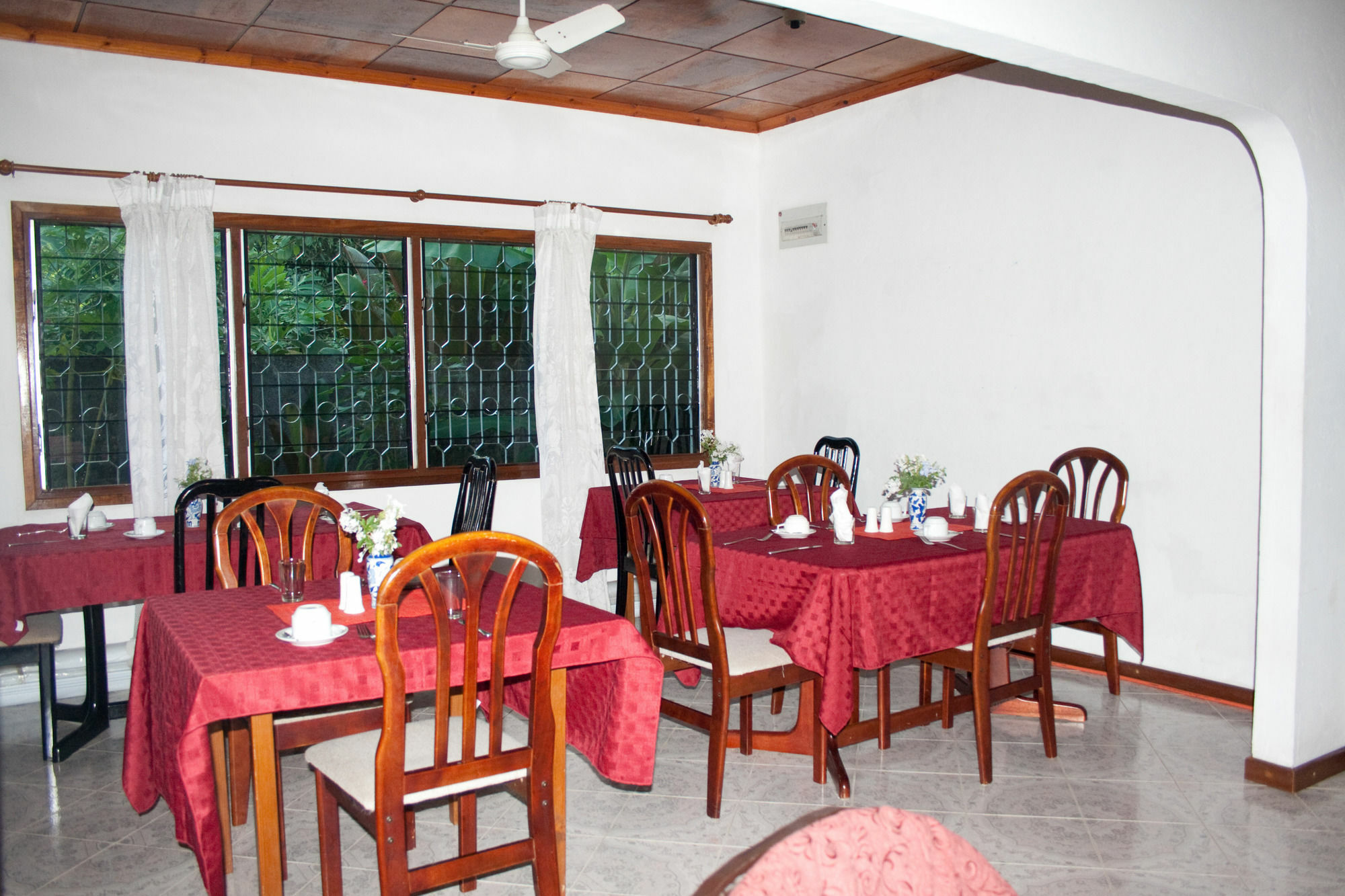 Villa De Roses Beau Vallon (Mahe) Exterior foto